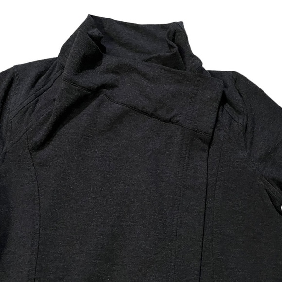 Lululemon Coast Wrap Jacket Top Cowl Neck One Button Pockets Mod Black size 2 - Picture 4 of 14